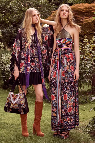 Look 25